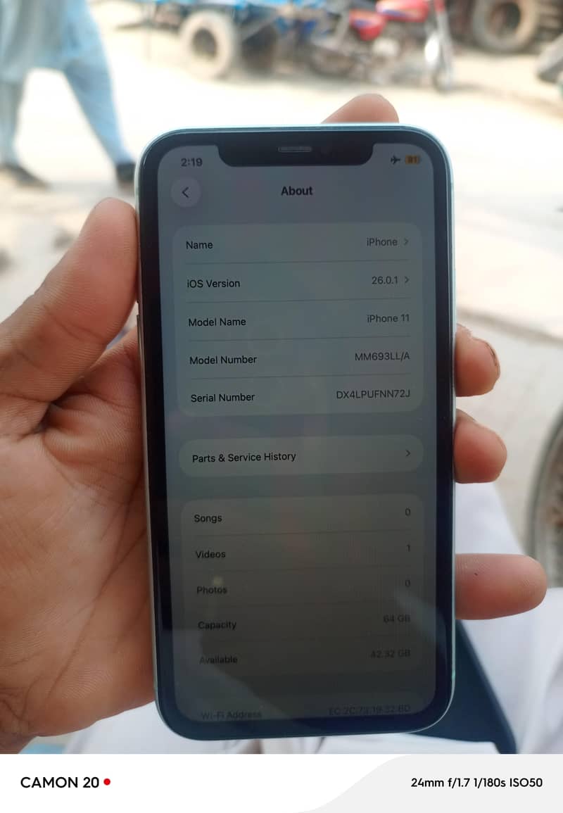 Apple iPhone 11 3