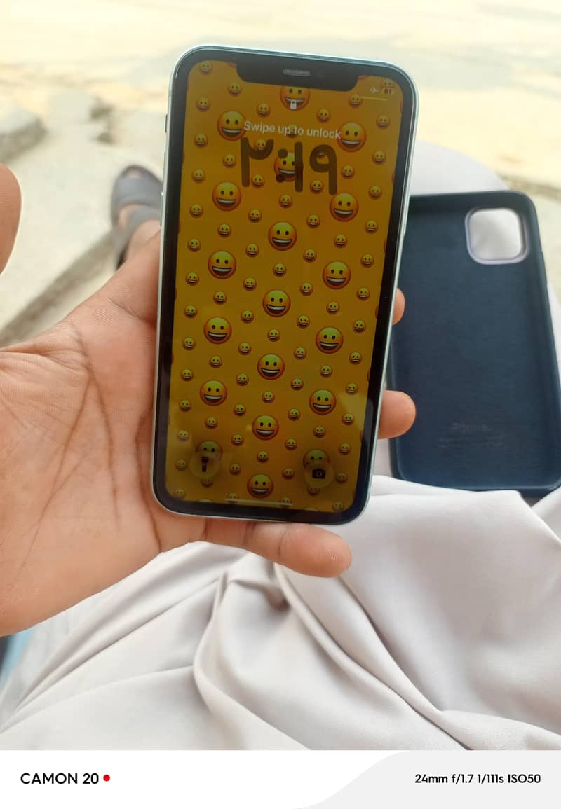 Apple iPhone 11 6