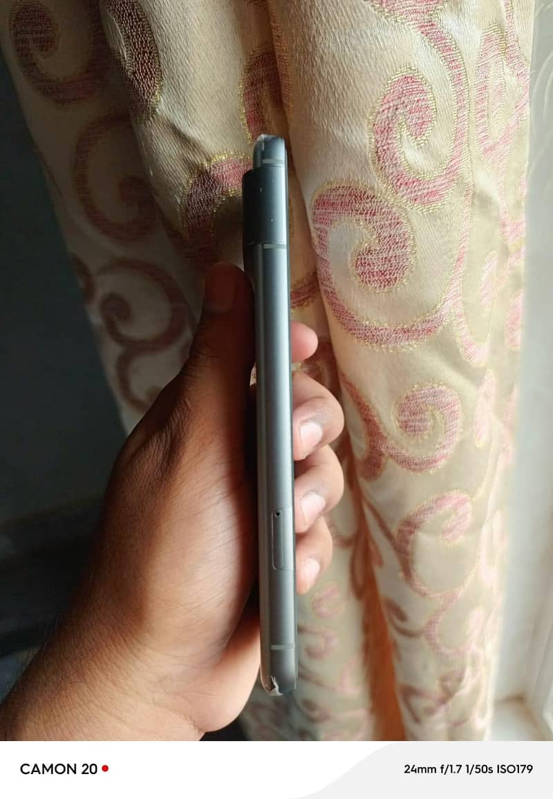 Google Pixel 8 3