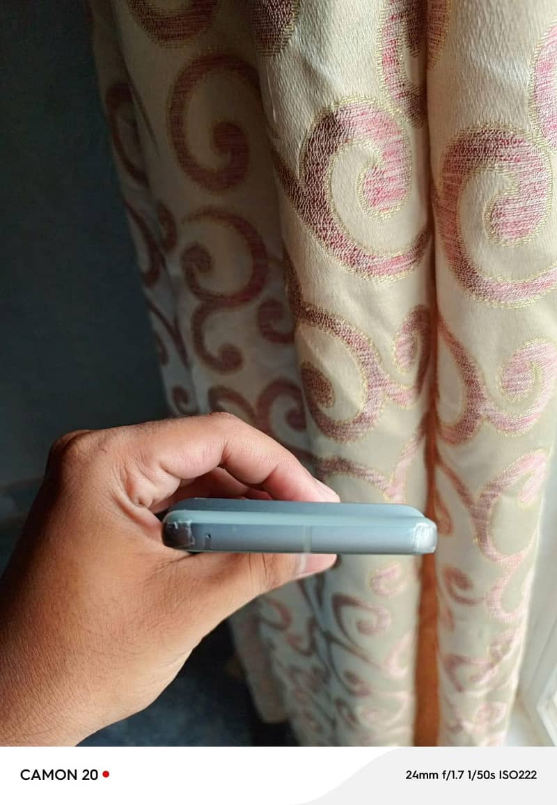 Google Pixel 8 5
