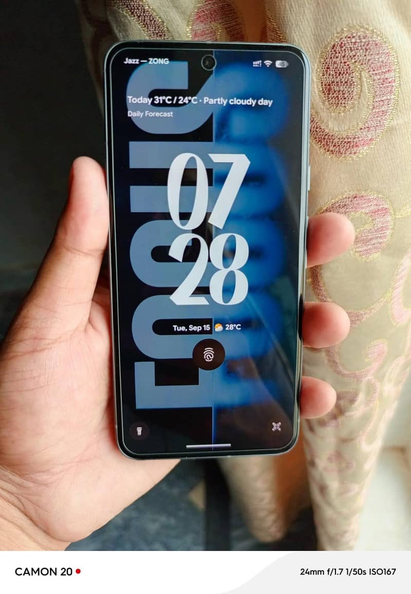 Google Pixel 8 6
