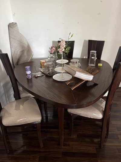 Wooden Dining Table Set with  6 Chairs – Excellent Condition