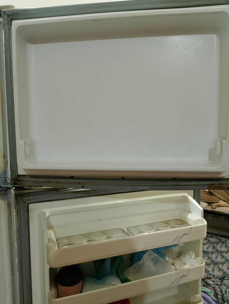 Dawlance Fridge 9