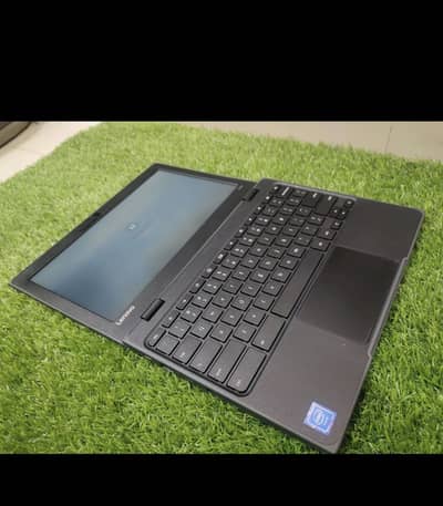 Laptop 10/10 condition