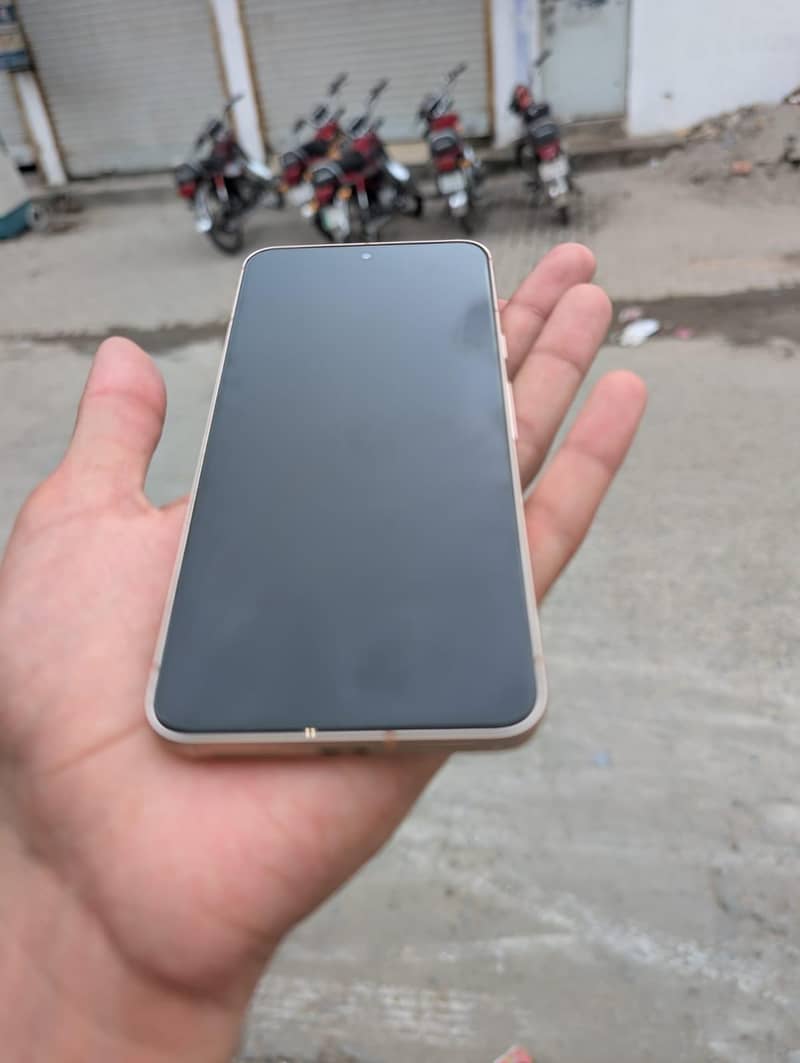 Google Pixel 8 0
