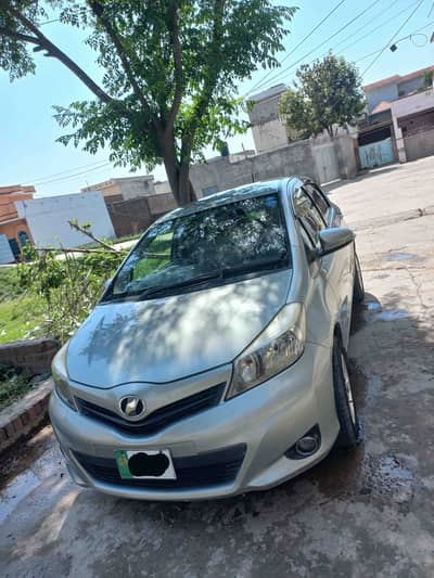 Toyota Vitz 2012