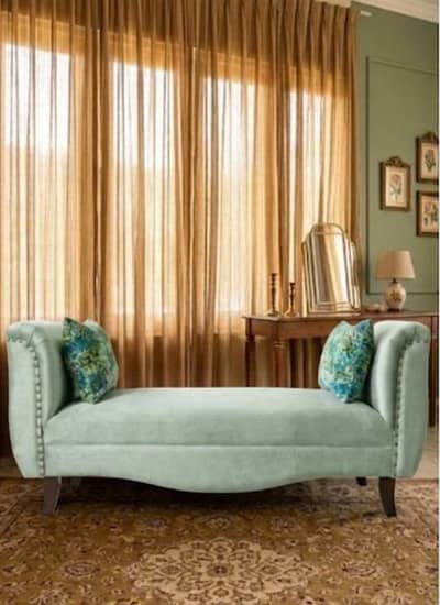 Very beautiful heavy comfortable Molty foam dewan03335138001