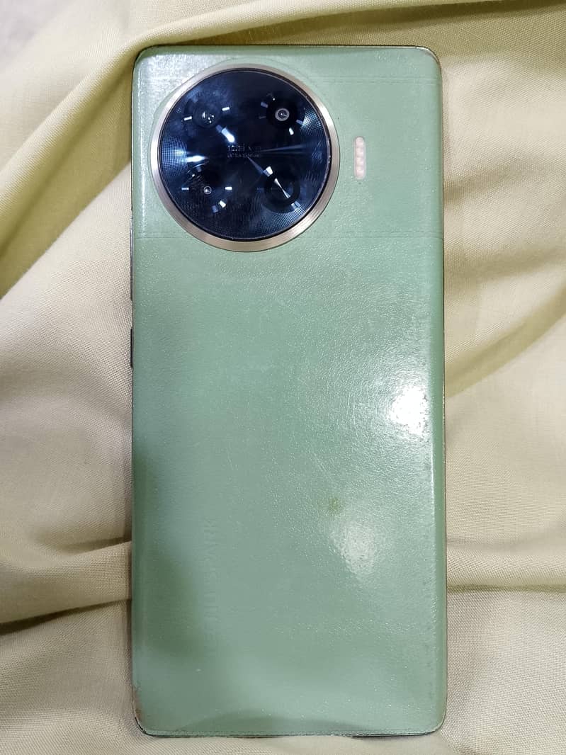 Tecno Spark 20 Pro Plus 3