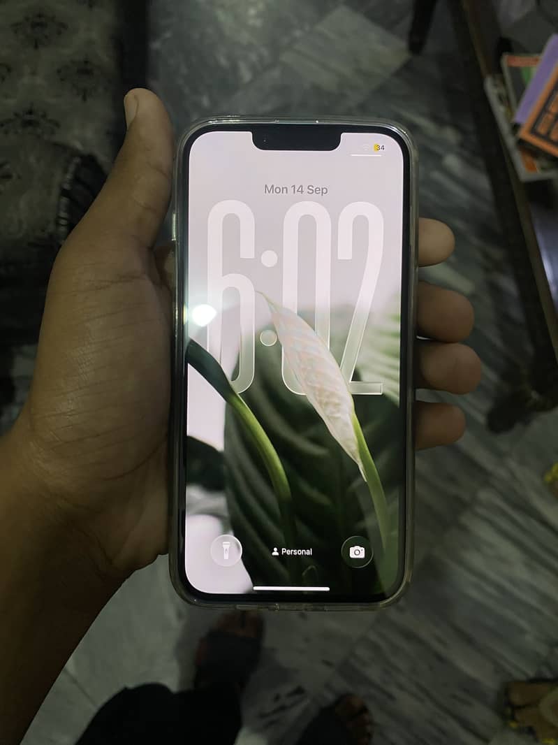 Apple iPhone 14 4
