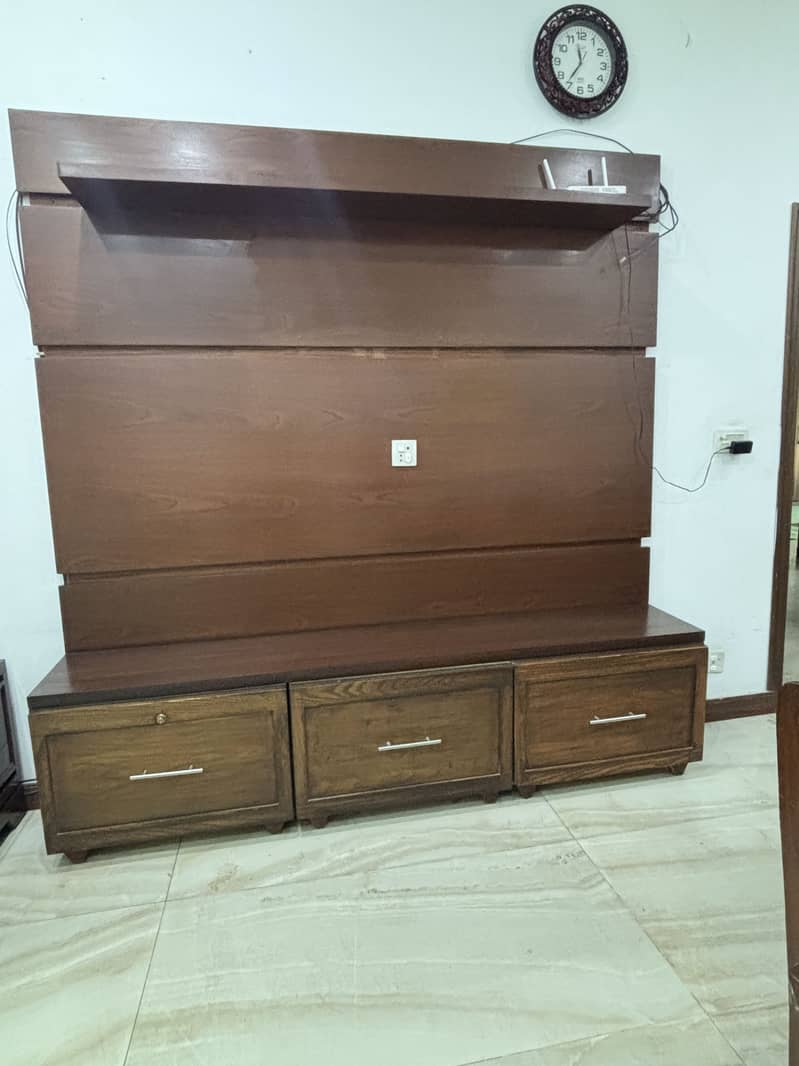 Solid wood Mediawall 0