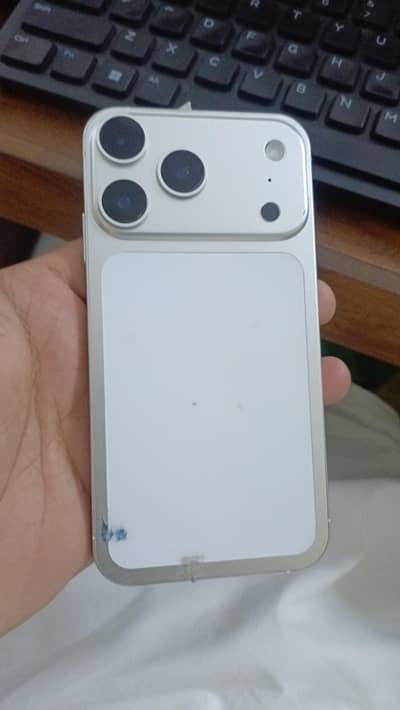 Apple iPhone XR Convert 17 pro max