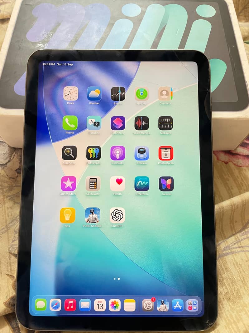 Ipad mini 6 with box 2
