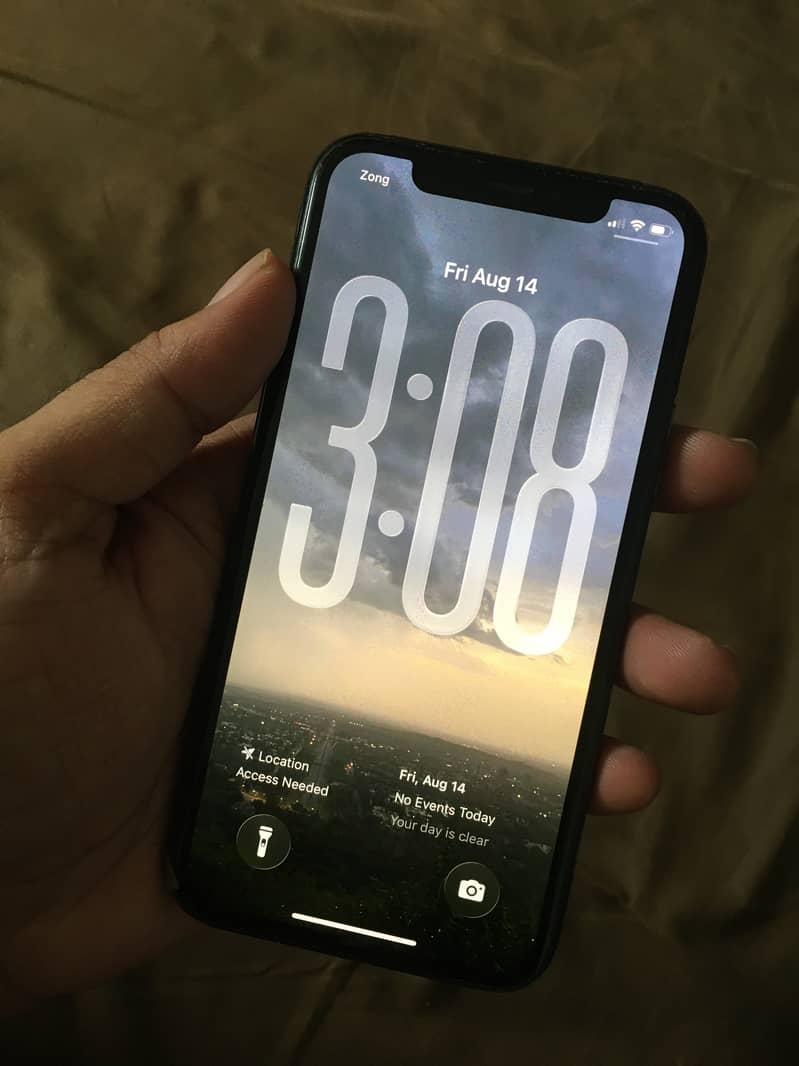 Apple iPhone 11 Pro 0