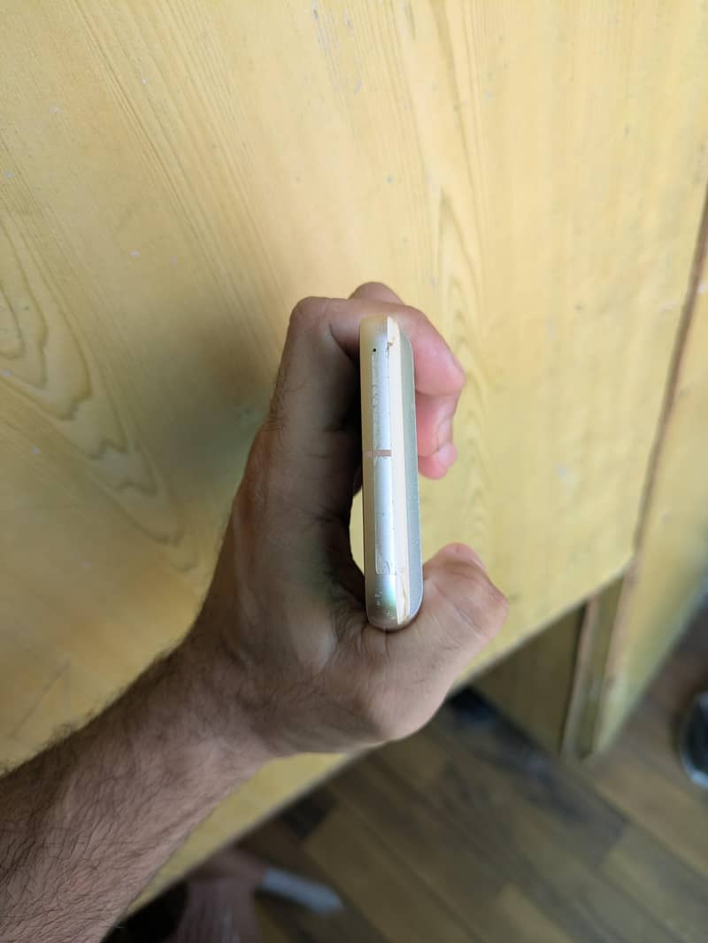 Google Pixel 8 2