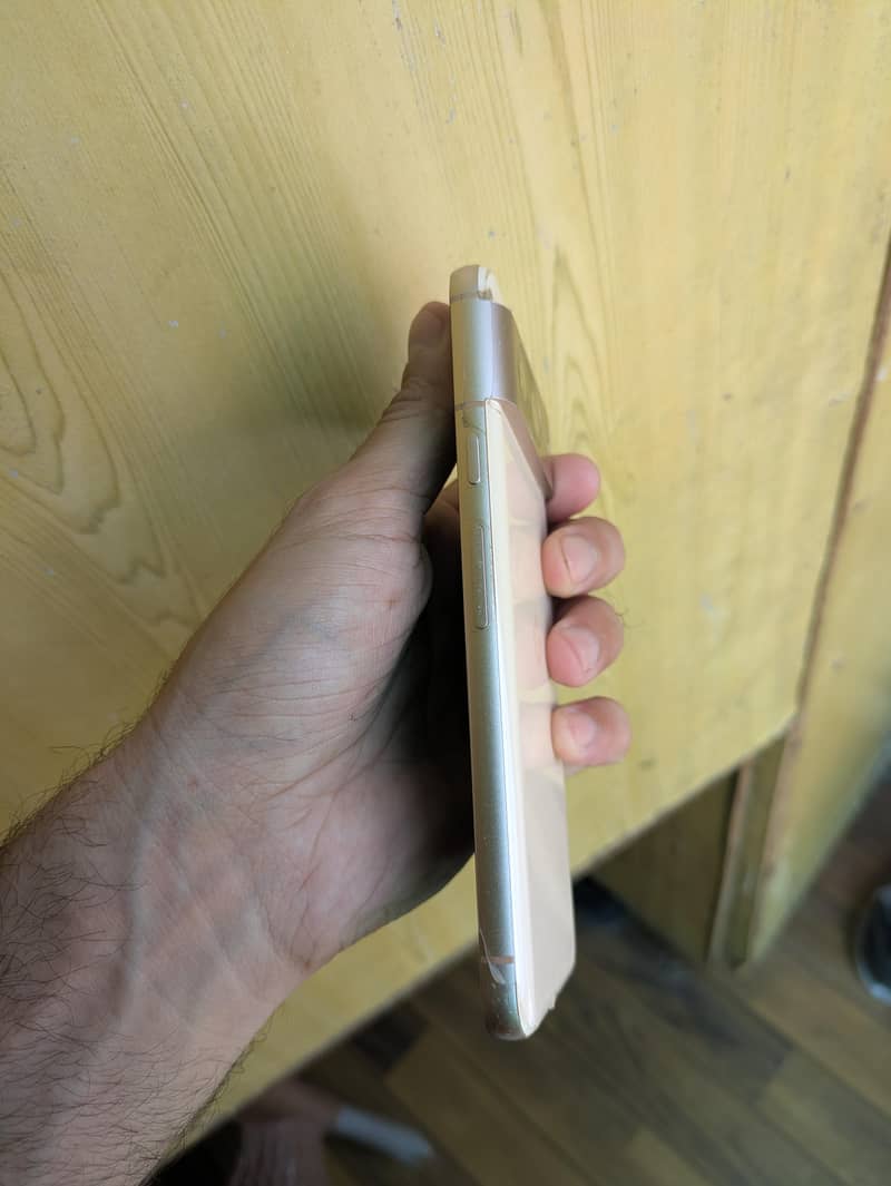 Google Pixel 8 5