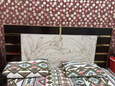 Double Bed Dressing Aur Sides Tables For Sale