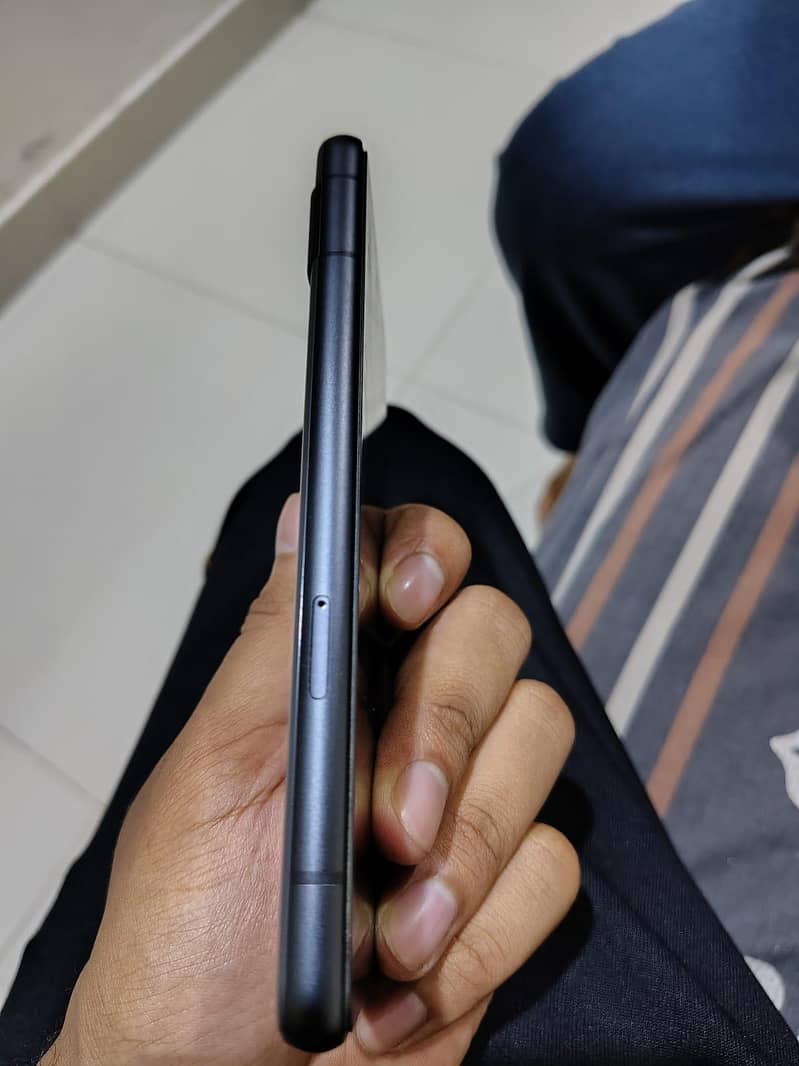 Google Pixel 7a 3