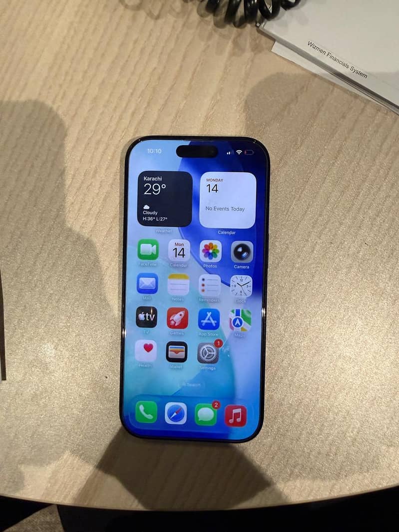 Apple iPhone 16 Pro 4
