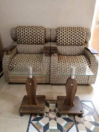 5 Seater Sofa Set | Wooden Sofa | Solid Sofa Set | Used Furniture sale