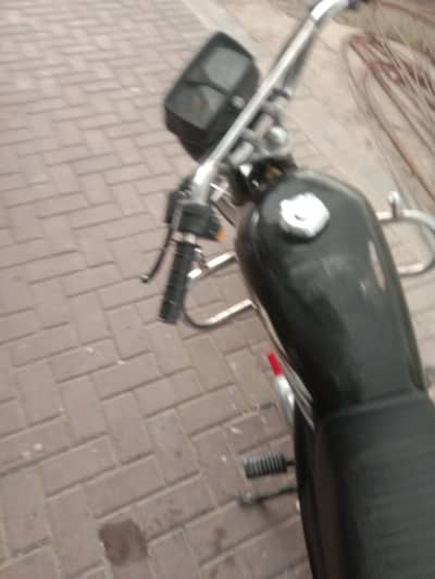 Honda CG 125 Model 2014 Islamabad Number for SALE