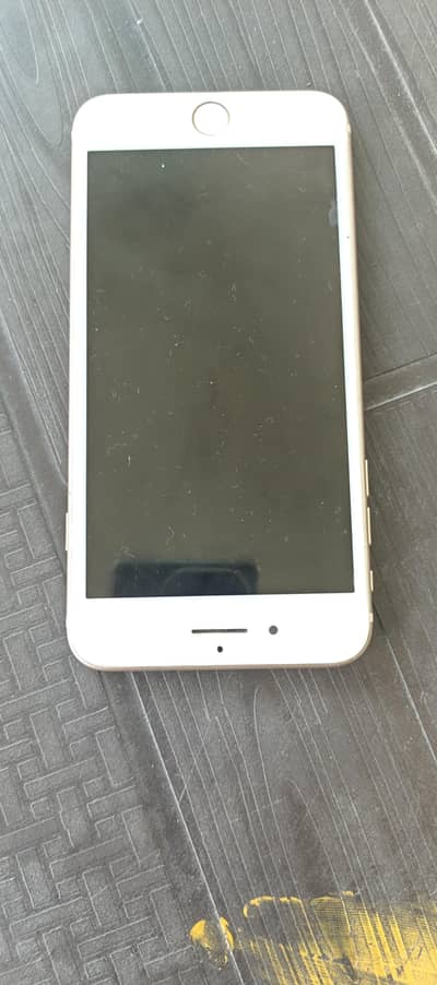 I phone 7 plus out class condition
