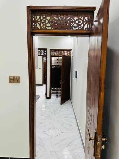 New Flats For Sale In Allah Wala Town 45 Sq Yards many floors available No Bank Loan Approved
