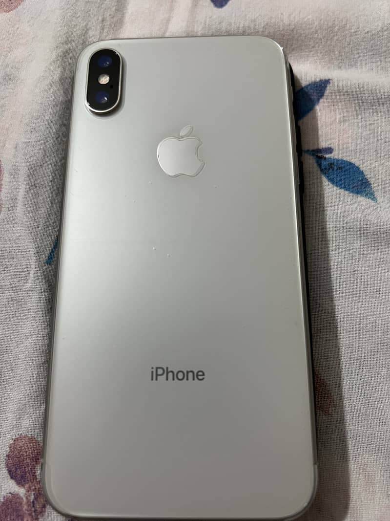 Apple iPhone X 4