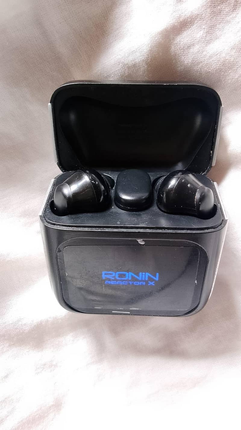 Earbuds 3