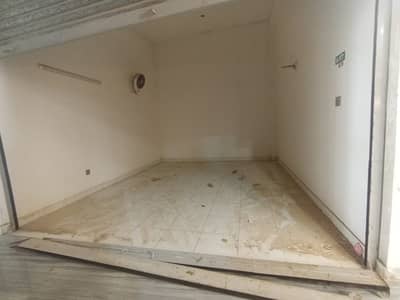 Prime Location 238 Square Yards Shop For sale In Beautiful AQ Super Market