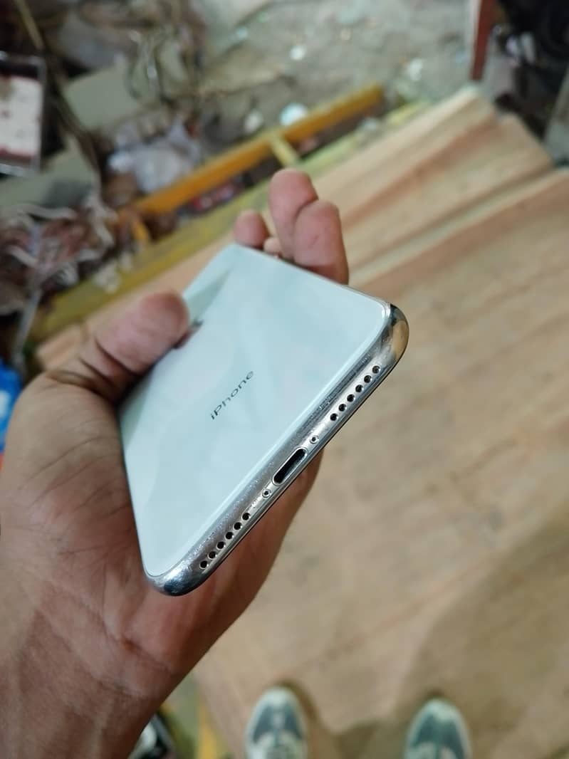Apple iPhone X 1