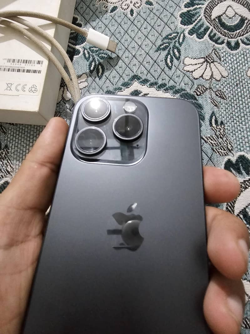 Apple iPhone 15 Pro 11