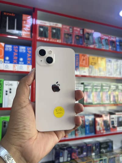 Apple iPhone 13