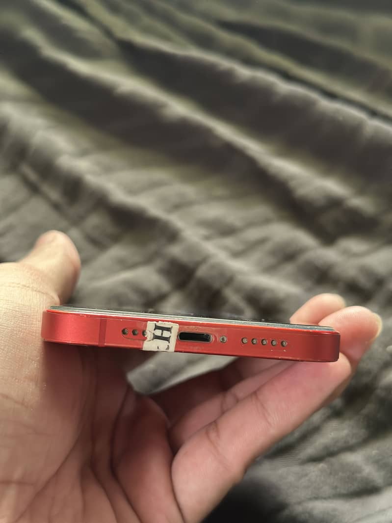 Apple iPhone 12 6