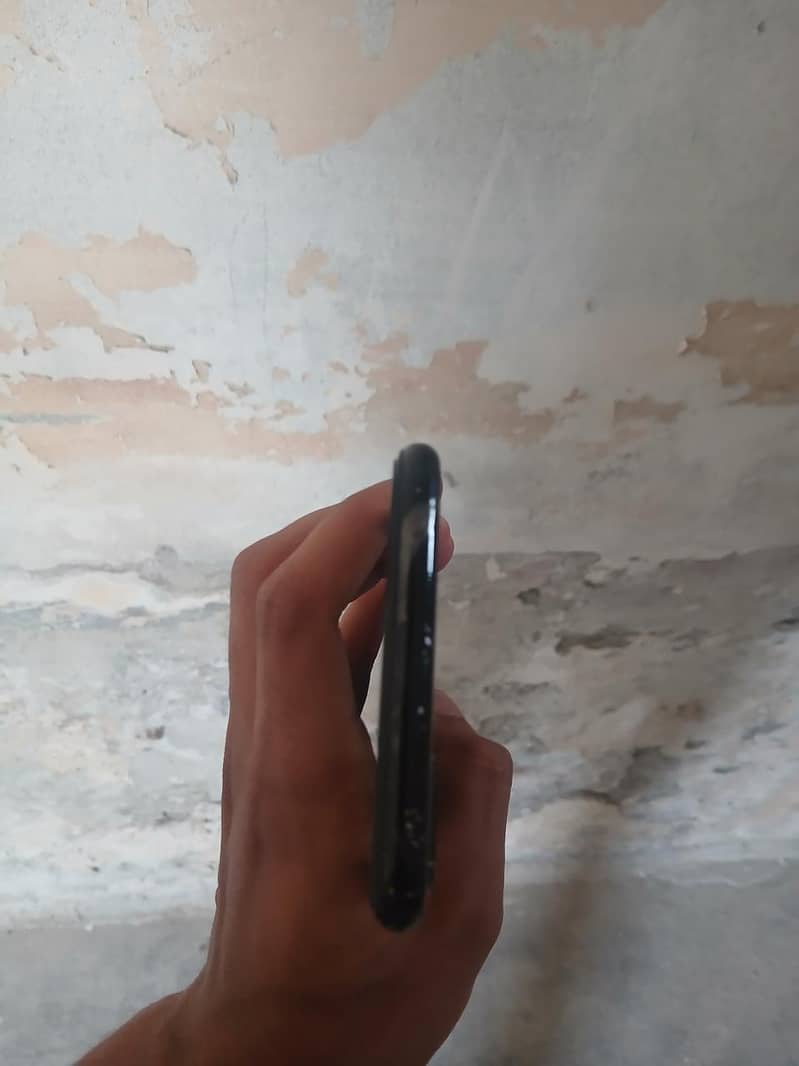 Apple iPhone 7 Plus 3