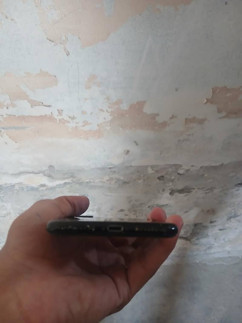 Apple iPhone 7 Plus 6