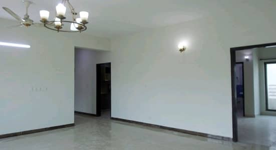 10 Marla Flat For sale In Askari 11 Lahore In Only Rs. 31800000