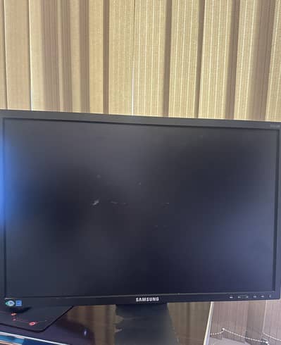 22 Inch Samsung Desktop Monitor Screen