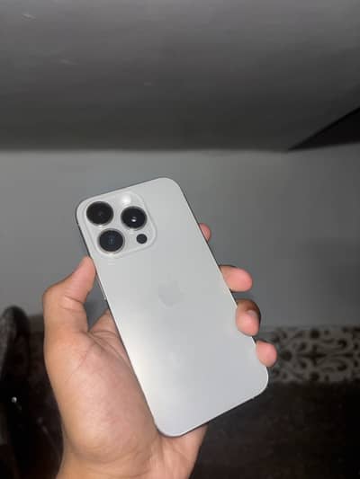 Apple iPhone 15 Pro