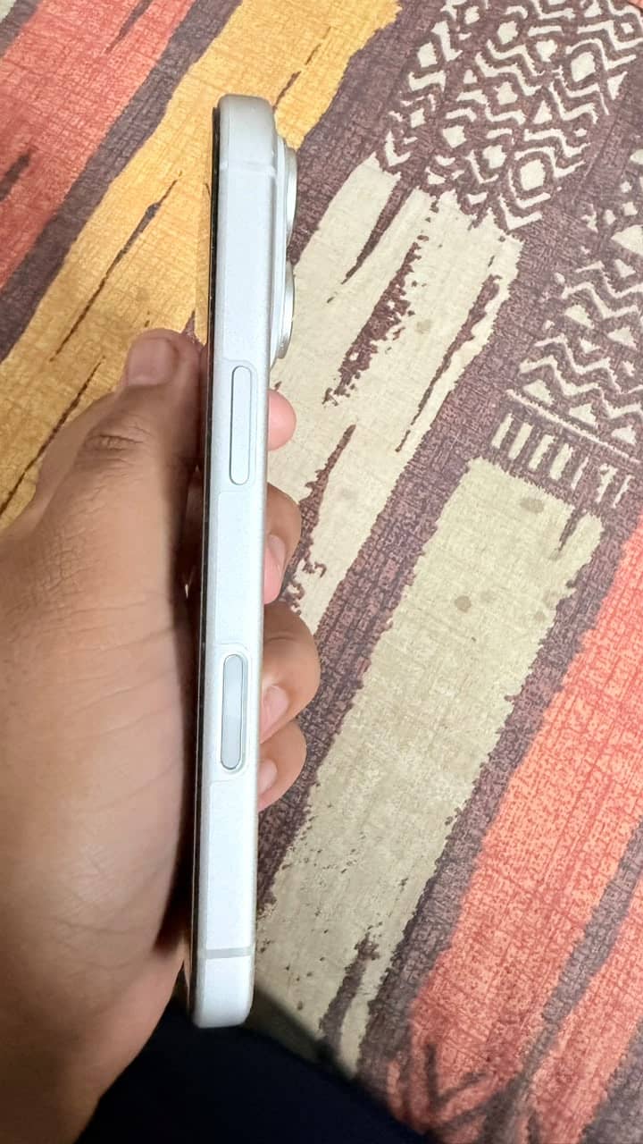 Apple iPhone 17 Pro 3