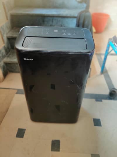 Toshiba 13,500 BTU wifi portable ac