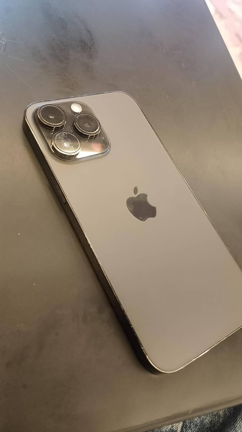Apple iPhone 14 Pro Max 4