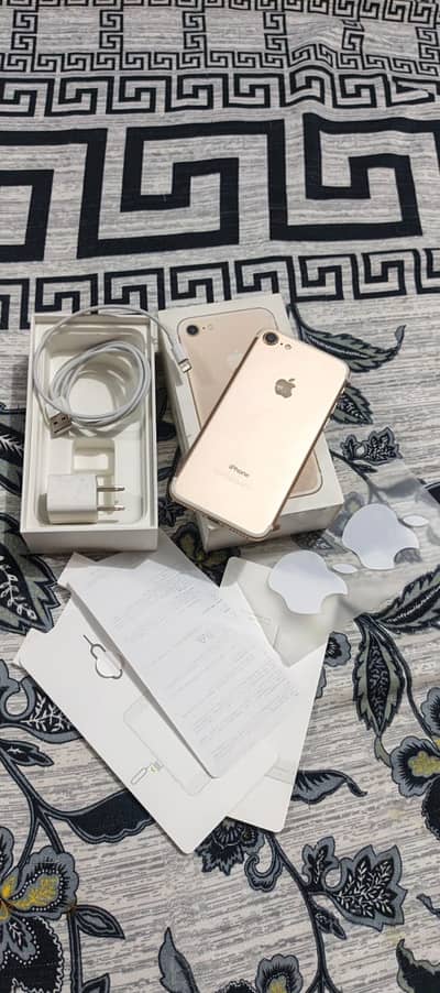 Apple iPhone 7