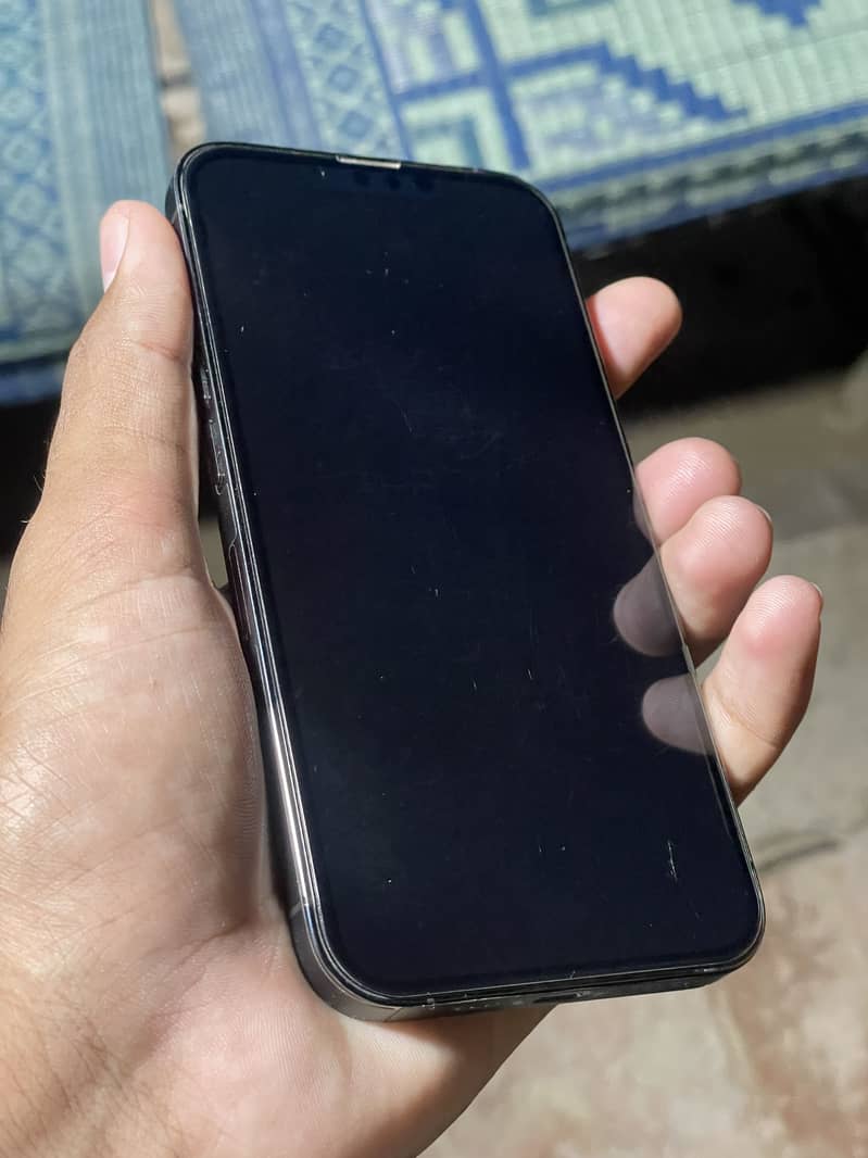 Apple iPhone 13 Pro 3