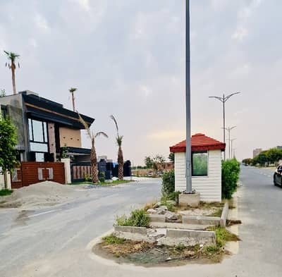 05 Marla Ground Level Plot C Block Good Location All Dues Paid 25 45 Dimensions Phase 3 Near Round About