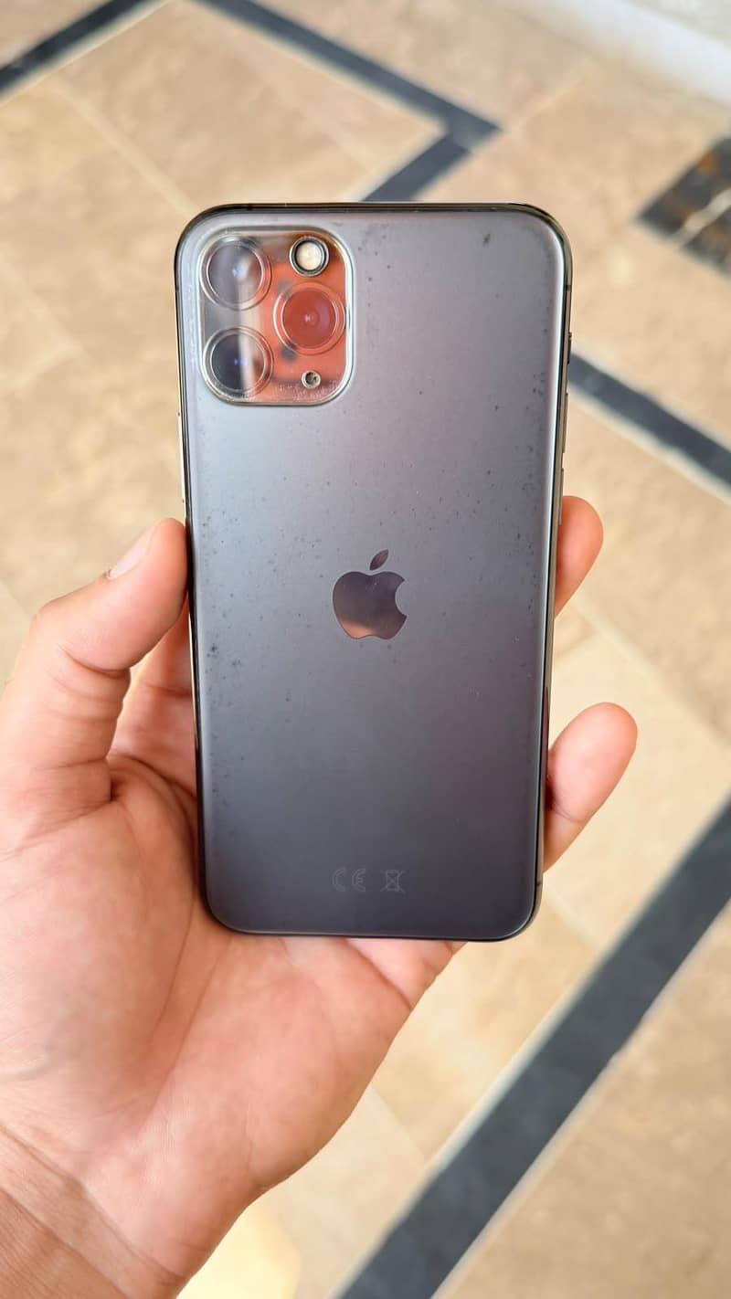 Apple iPhone 11 Pro 1