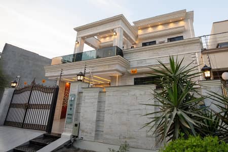 10 Marla Luxury Fully Furnished House For Sale | DHA Phase 8 - Ex Air Avenue, Lahore