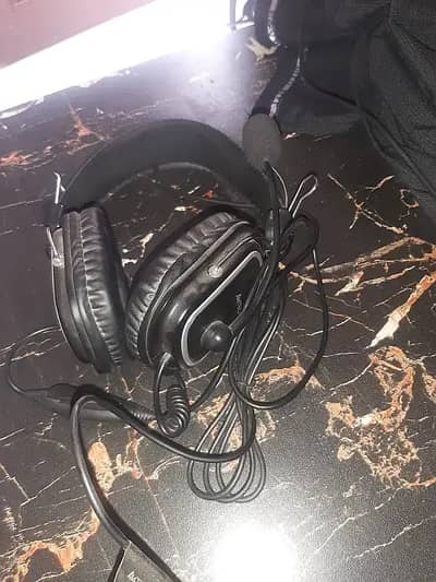 A4 Tech Headphone Noice Cancelation Feature Active
