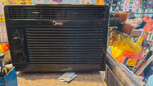 Midea window inverter Ac Ek solar plate mein chalta hai