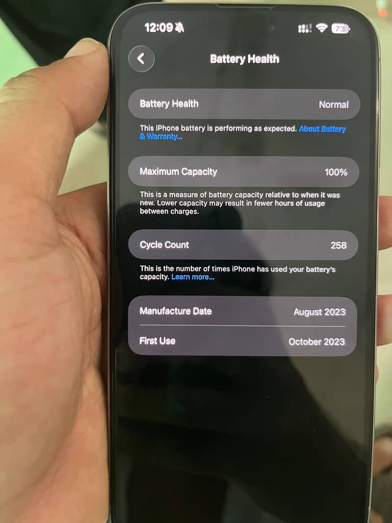 Apple iPhone 15 Pro Max 0