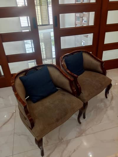 m. n furniture Gujrat brand condition fair 8/10